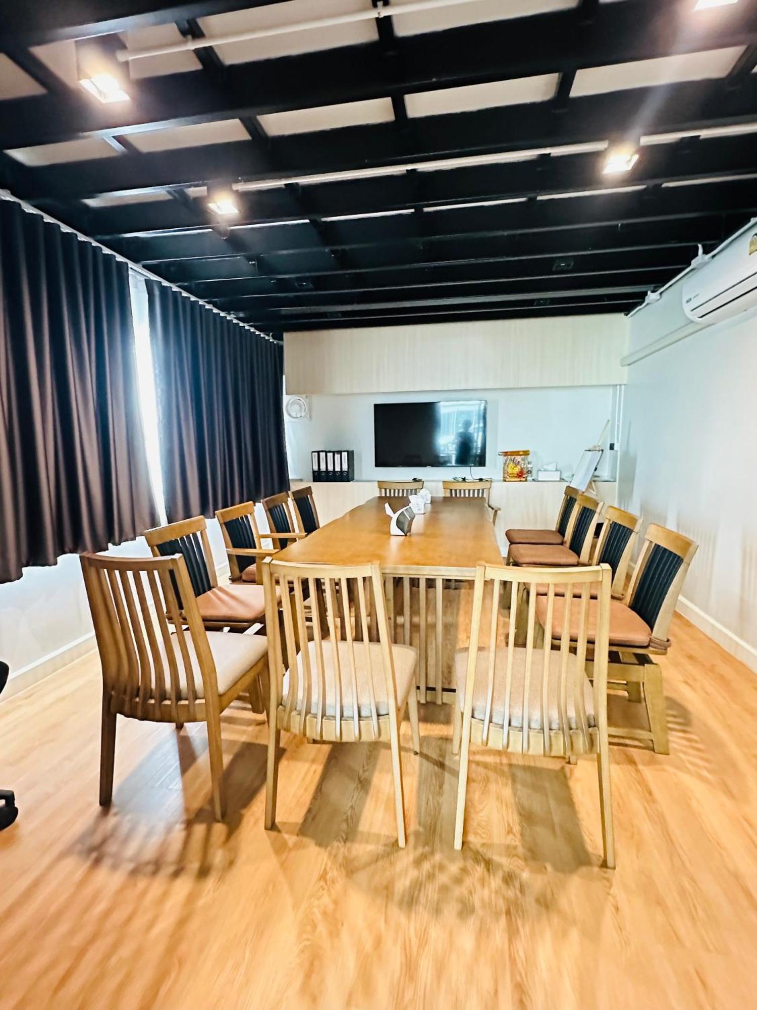 V1 Boutique Hotel Kancsanaburi Kültér fotó